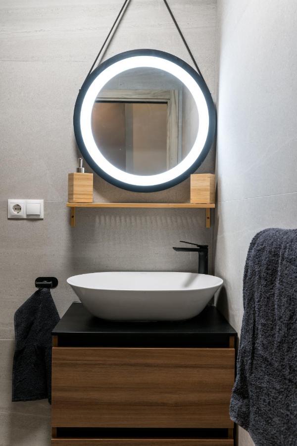 ApartSuites Triana Cariñanos Sevilla Exterior foto