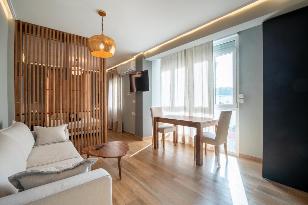 ApartSuites Triana Cariñanos Sevilla Habitación foto